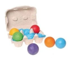 6 Wooden Balls