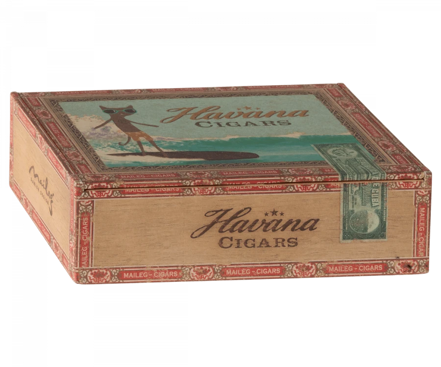 Maileg Mum & Dad Mice In Cigar Box 6 Maileg Mum & Dad Mice In Cigar Box - Image 4