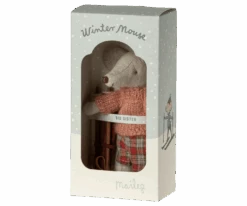 Maileg Winter Mouse With Ski Set, Big Sister 7 Maileg Winter Mouse With Ski Set, Big Sister -Children's Trendy Toy Store winter mouse with ski set big sister maileg lil tulips 31005215359094